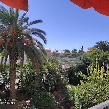 Coqueto Alojamiento Con Banera De Hidromasaje Appartamento Tarragona Esterno foto